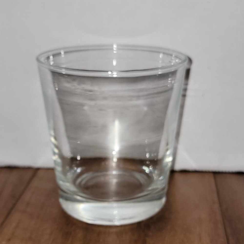 Short tumbler